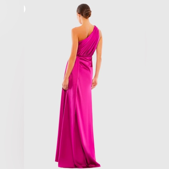 NWT MAC DUGGAL gown size 2 - Picture 3 of 7